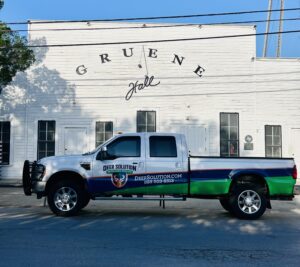 Deer Solution truck parked at Gruene Hall - SMB Franchise Advisors